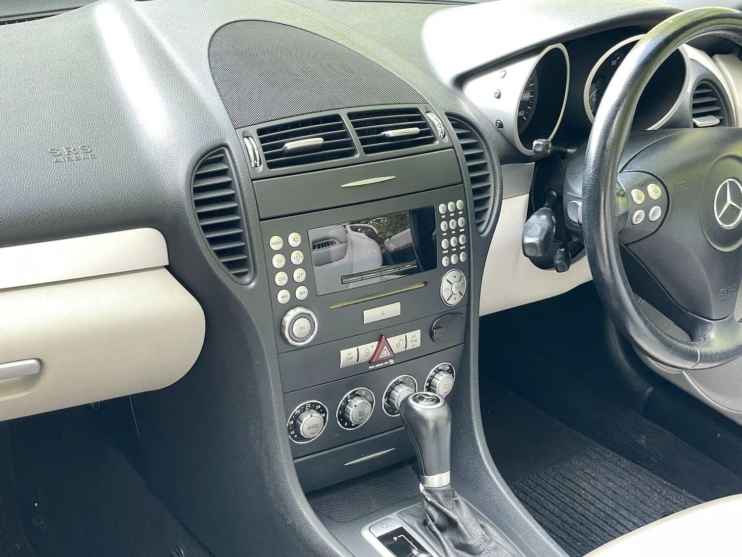 Used Mercedes-Benz SLK 2006 for sale - 76716219: Photo 37