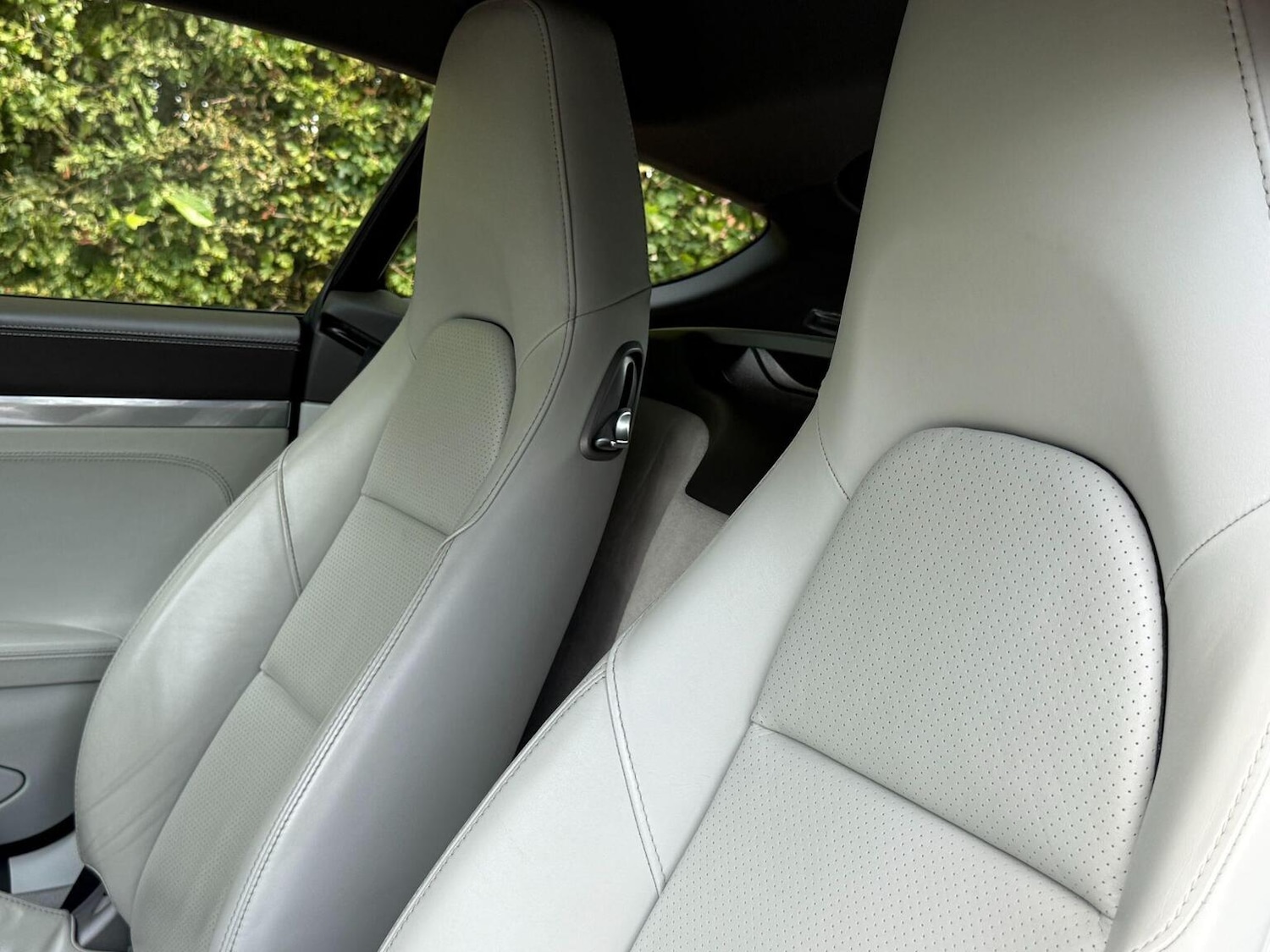 Used Porsche Cayman 2013 for sale - 76716207: Photo 47