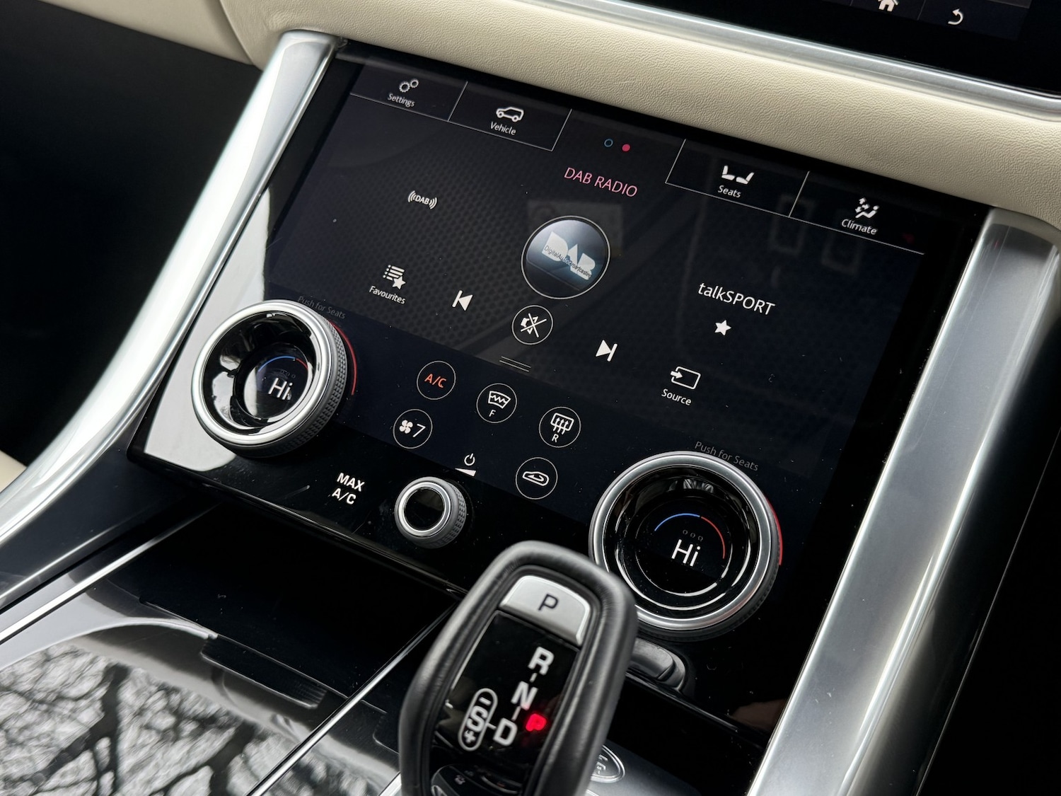 Used Land Rover Range Rover Sport 2018 for sale - 77289237: Photo 68