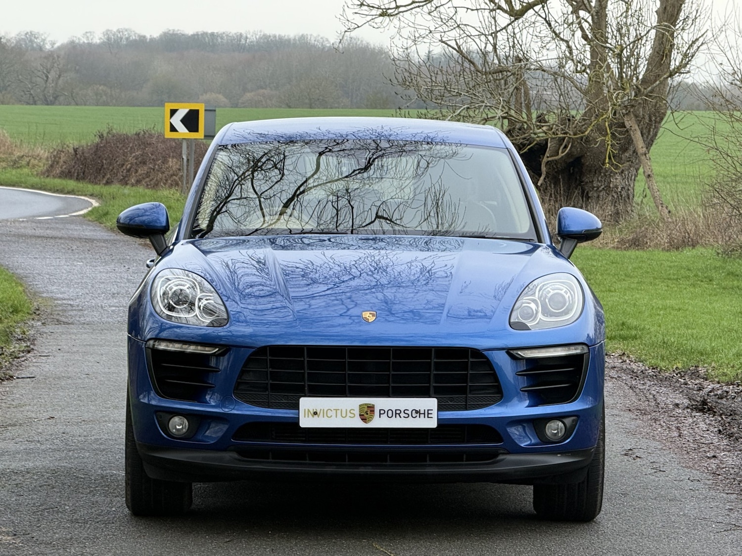 Used Porsche Macan 2016 for sale - 77622558: Photo 2