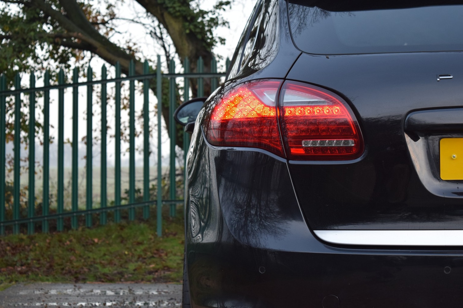 Used Porsche Cayenne 2011 for sale - 77289043: Photo 24