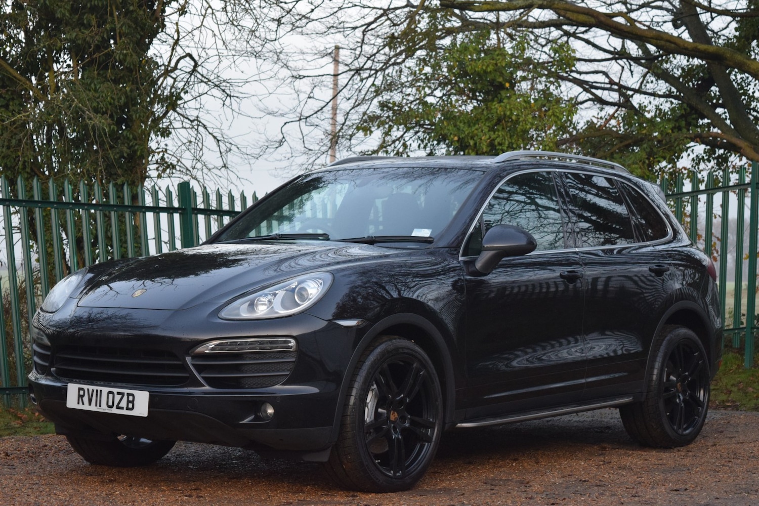 Used Porsche Cayenne 2011 for sale - 77289043: Photo 3