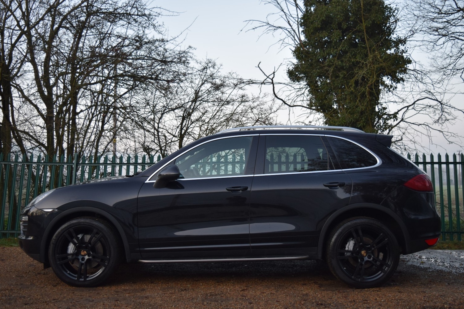 Used Porsche Cayenne 2011 for sale - 77289043: Photo 4
