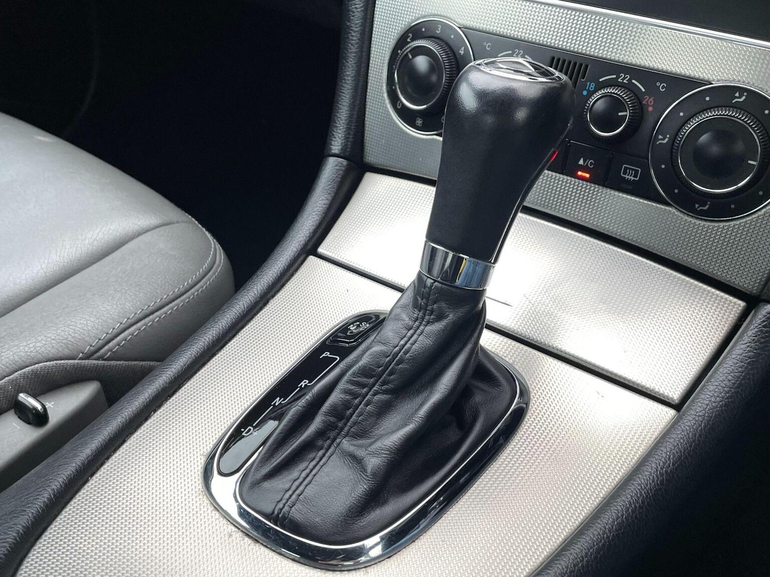 Used Mercedes-Benz CLK 2007 for sale - 76716184: Photo 47