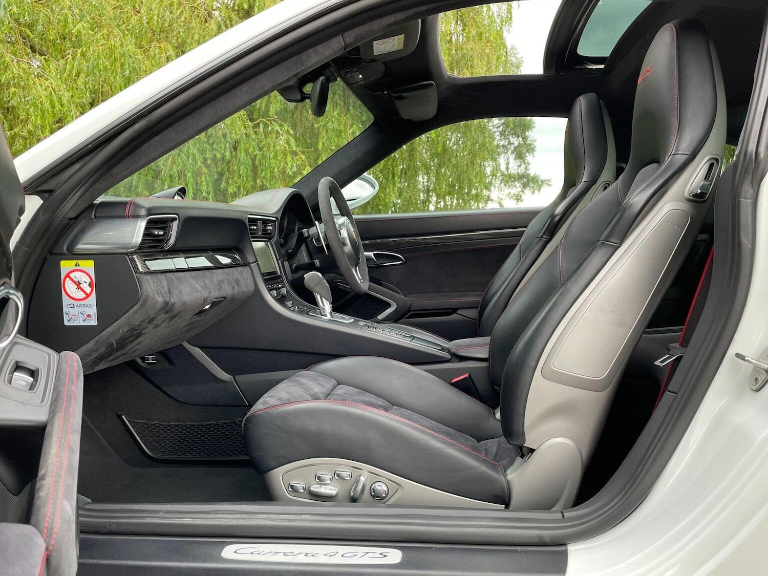 Used Porsche 911 2015 for sale - 76716210: Photo 30