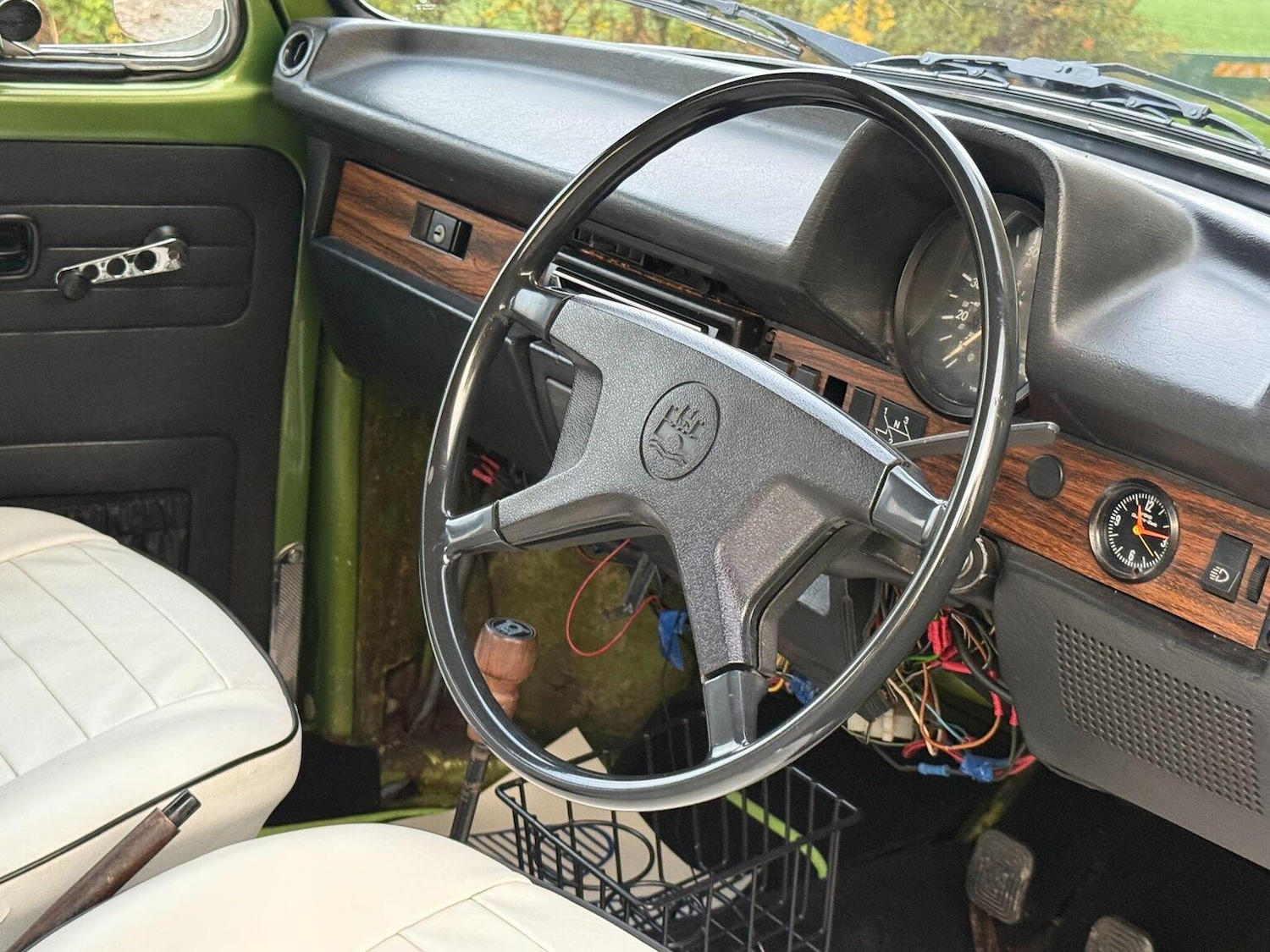 Used Volkswagen Beetle 1972 for sale - 77240286: Photo 40