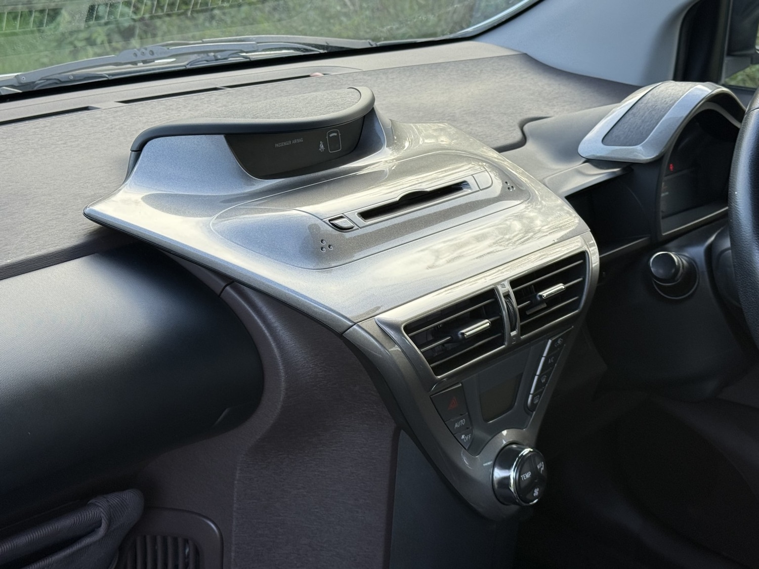 Used Toyota IQ 2009 for sale - 77237105: Photo 12