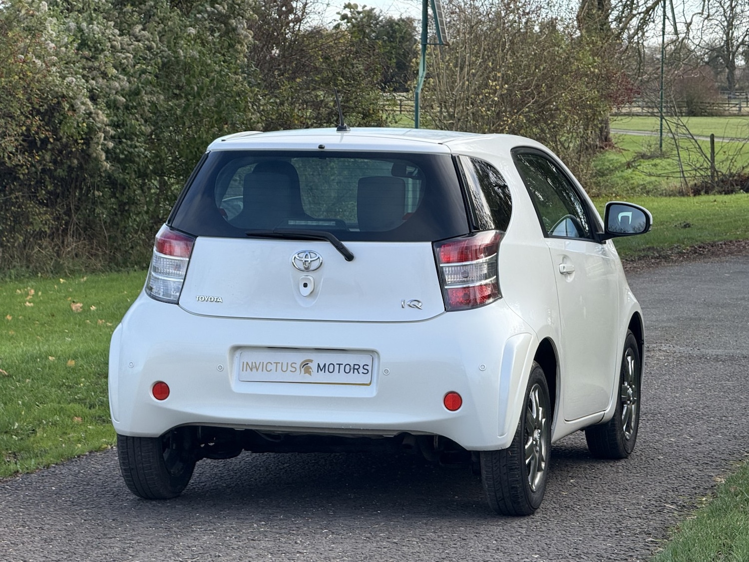 Used Toyota IQ 2009 for sale - 77237105: Photo 3