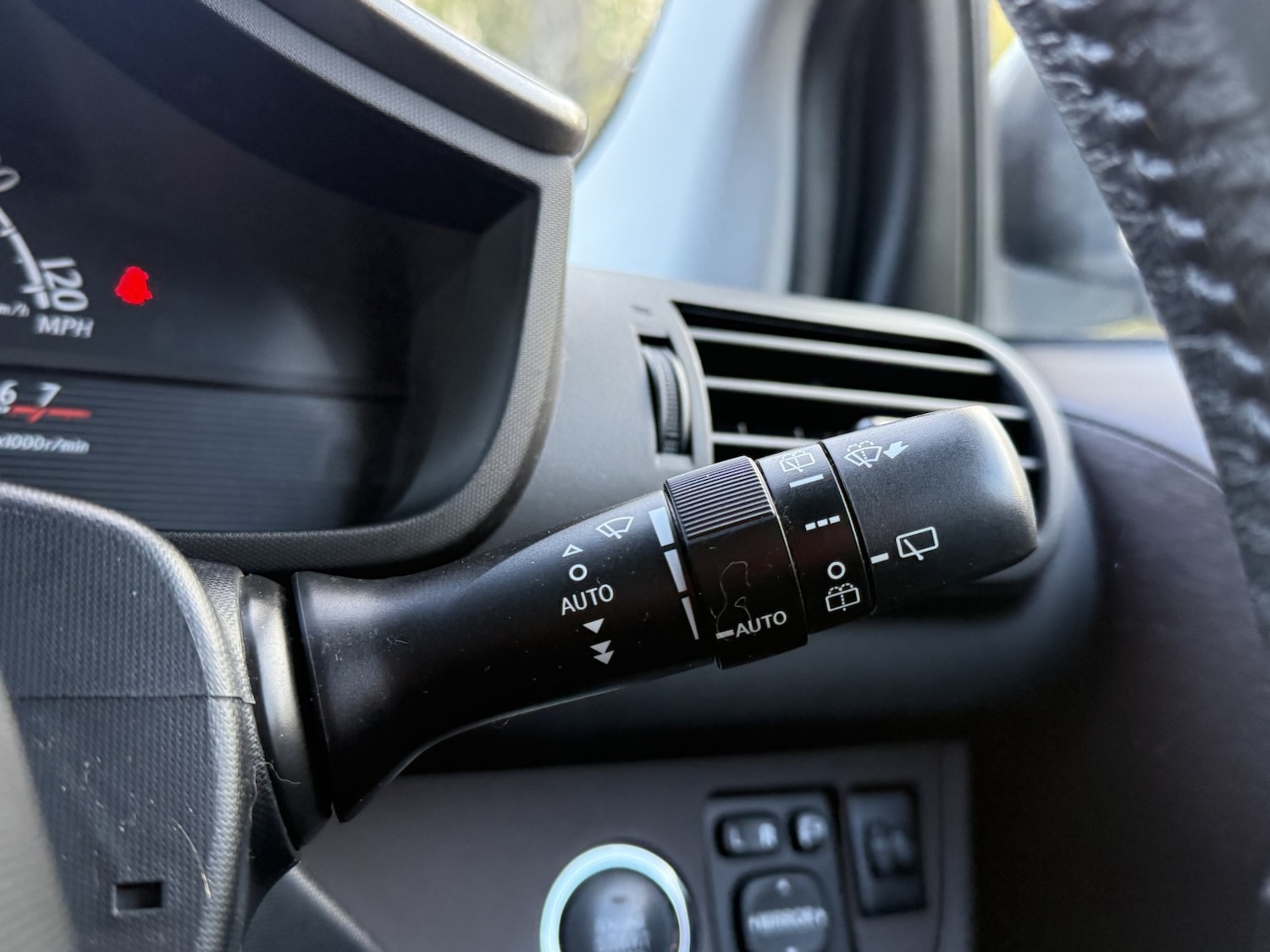 Used Toyota IQ 2009 for sale - 77237105: Photo 30