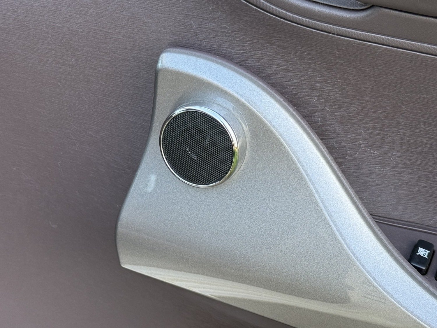 Used Toyota IQ 2009 for sale - 77237105: Photo 39