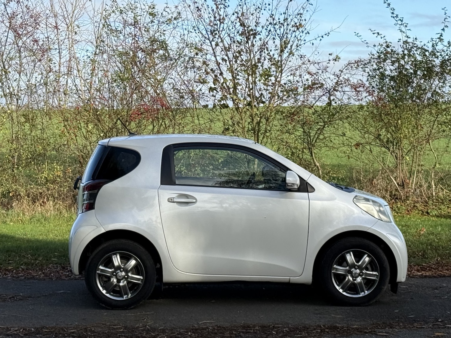 Used Toyota IQ 2009 for sale - 77237105: Photo 48