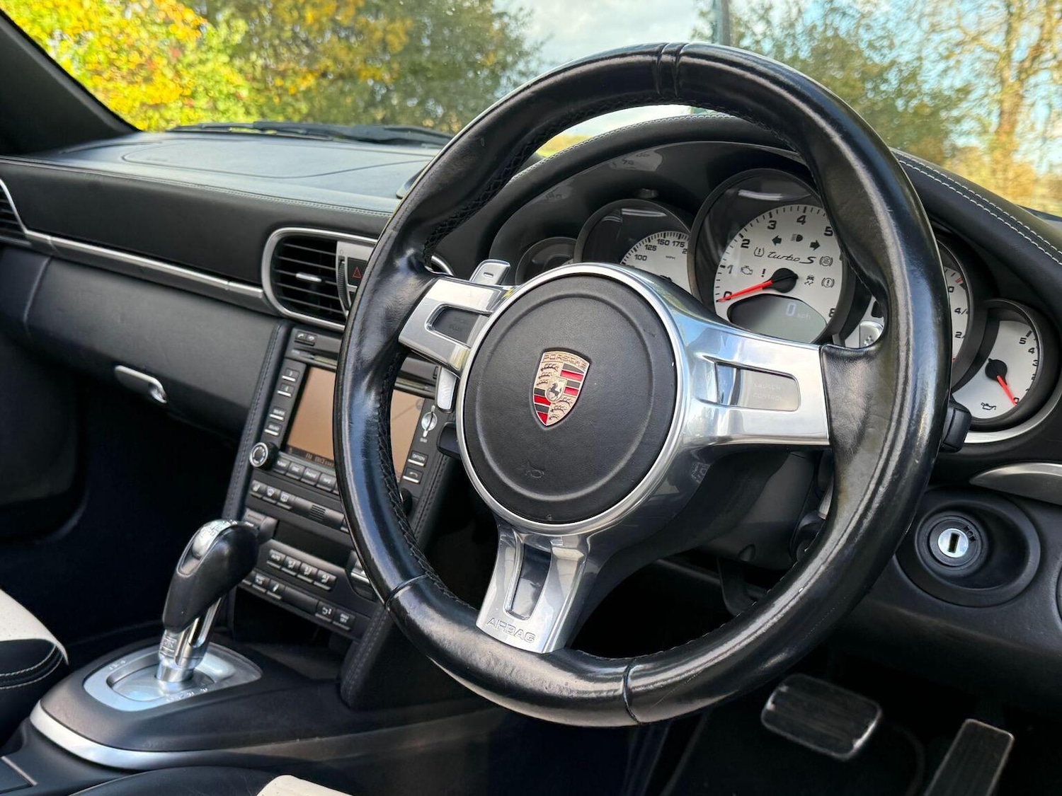 Used Porsche 911 2011 for sale - 76716196: Photo 26