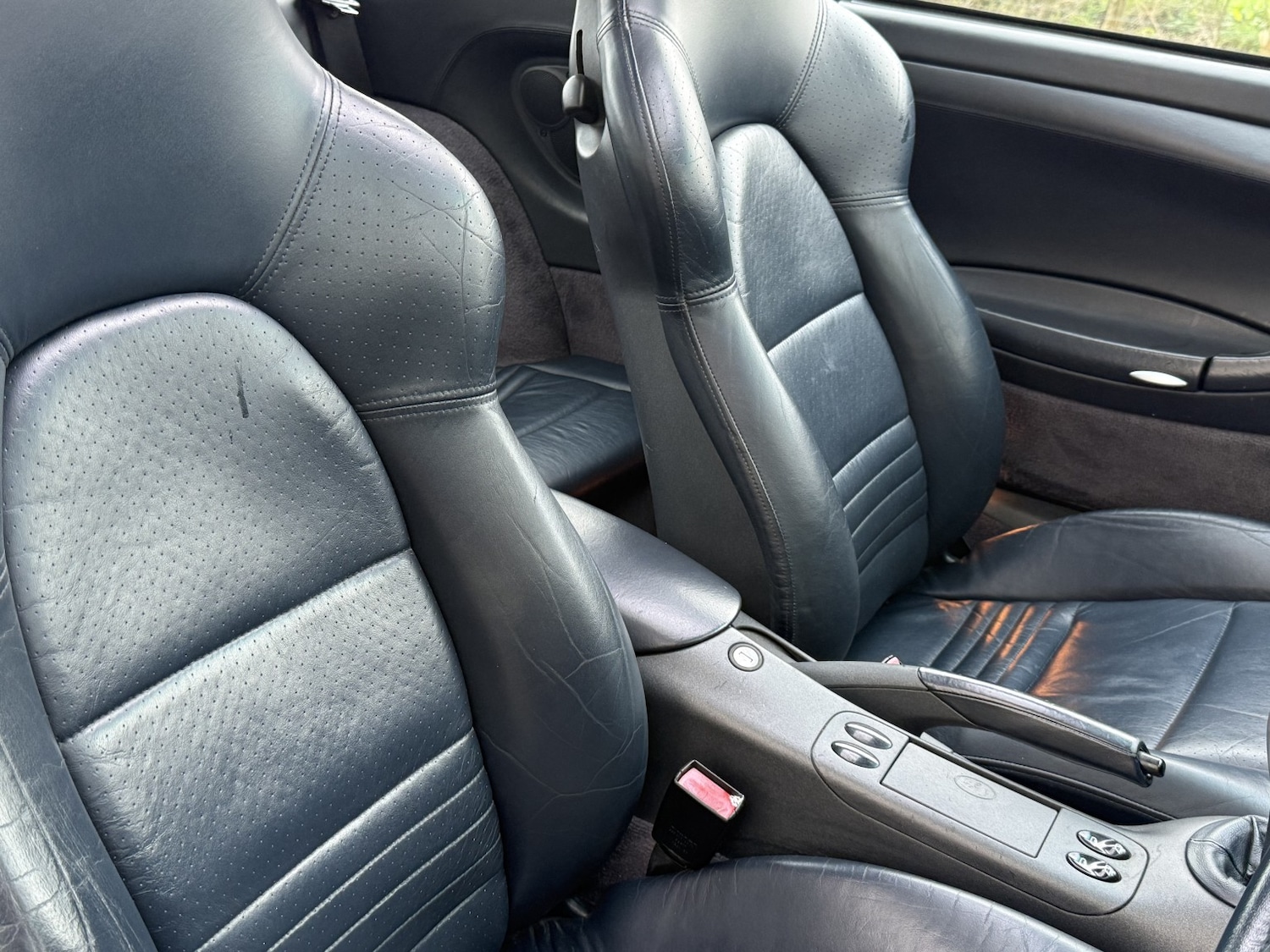 Used Porsche 911 1998 for sale - 78056941: Photo 36