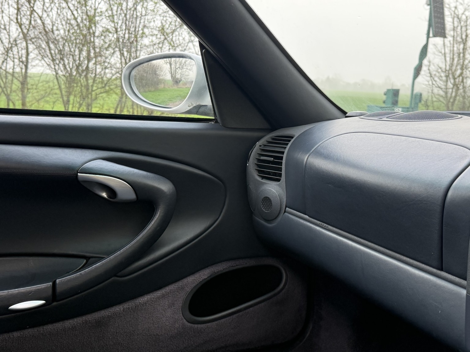 Used Porsche 911 1998 for sale - 78056941: Photo 37