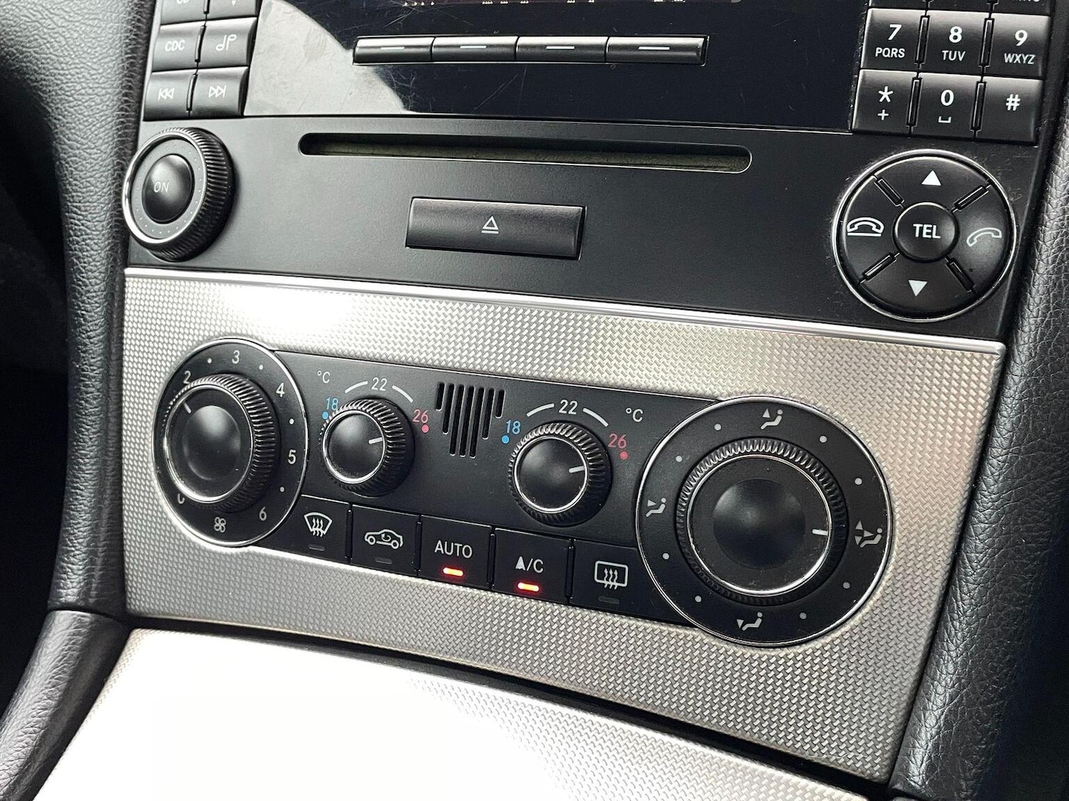 Used Mercedes-Benz CLK 2007 for sale - 76982767: Photo 46