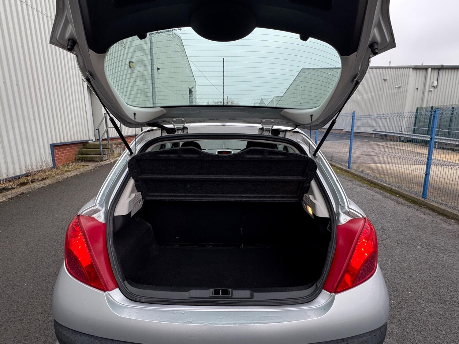 Used Peugeot 207 2009 for sale - 77454989: Photo 13