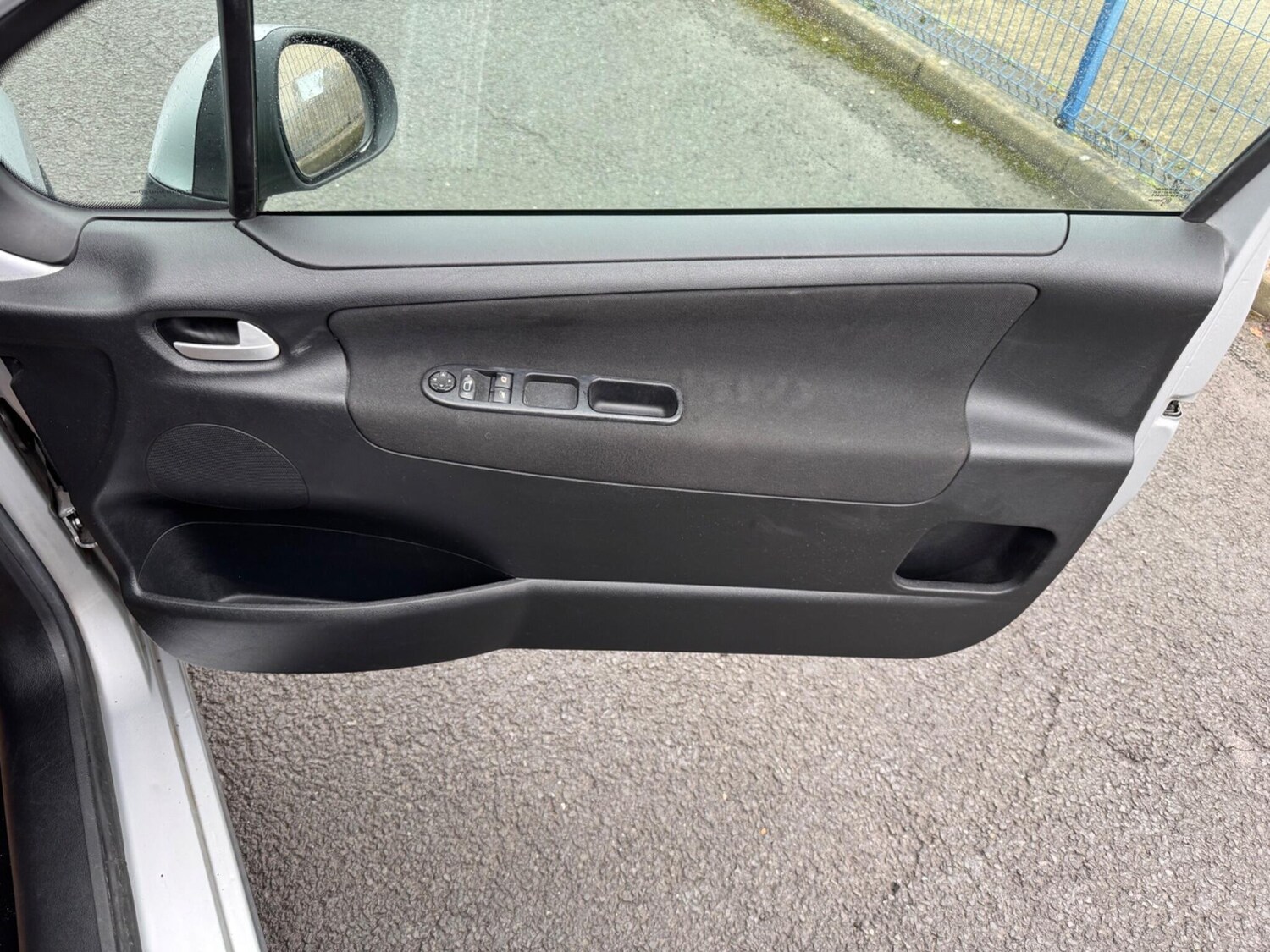 Used Peugeot 207 2009 for sale - 77454989: Photo 14