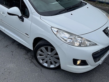 Used Peugeot 207 2012 for sale - 79452405: Photo