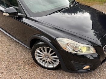 Used Volvo C30 2010 for sale - 79441468: Photo