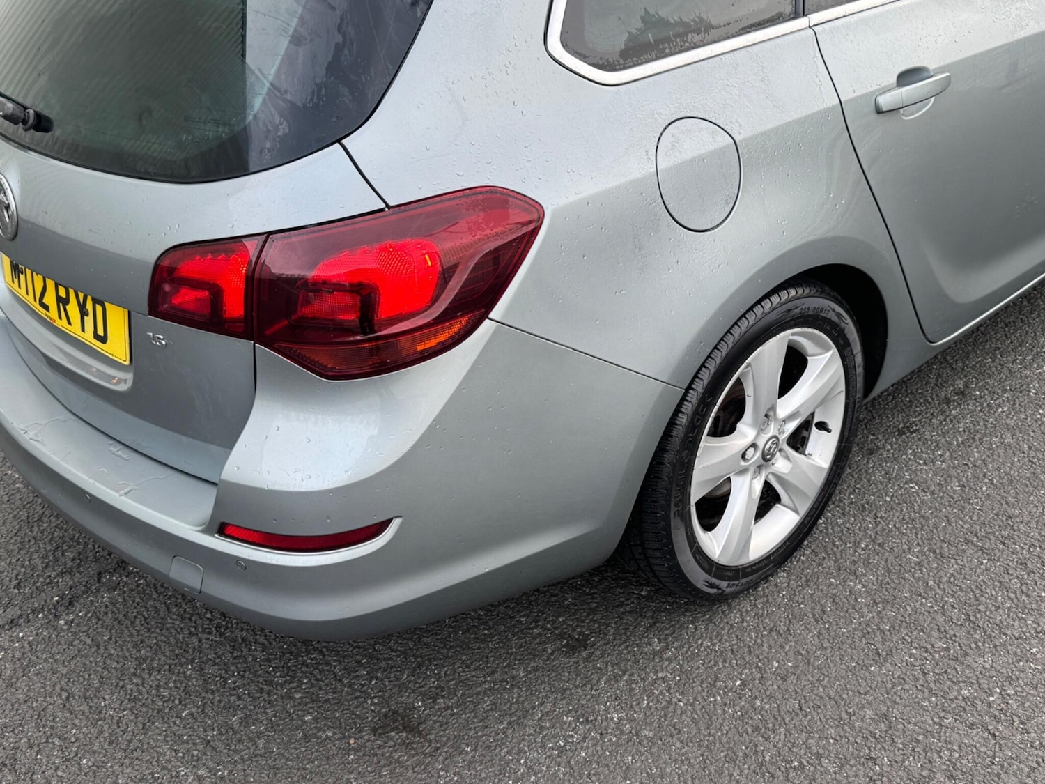 Used Vauxhall Astra 2012 for sale - 77205074: Photo 12