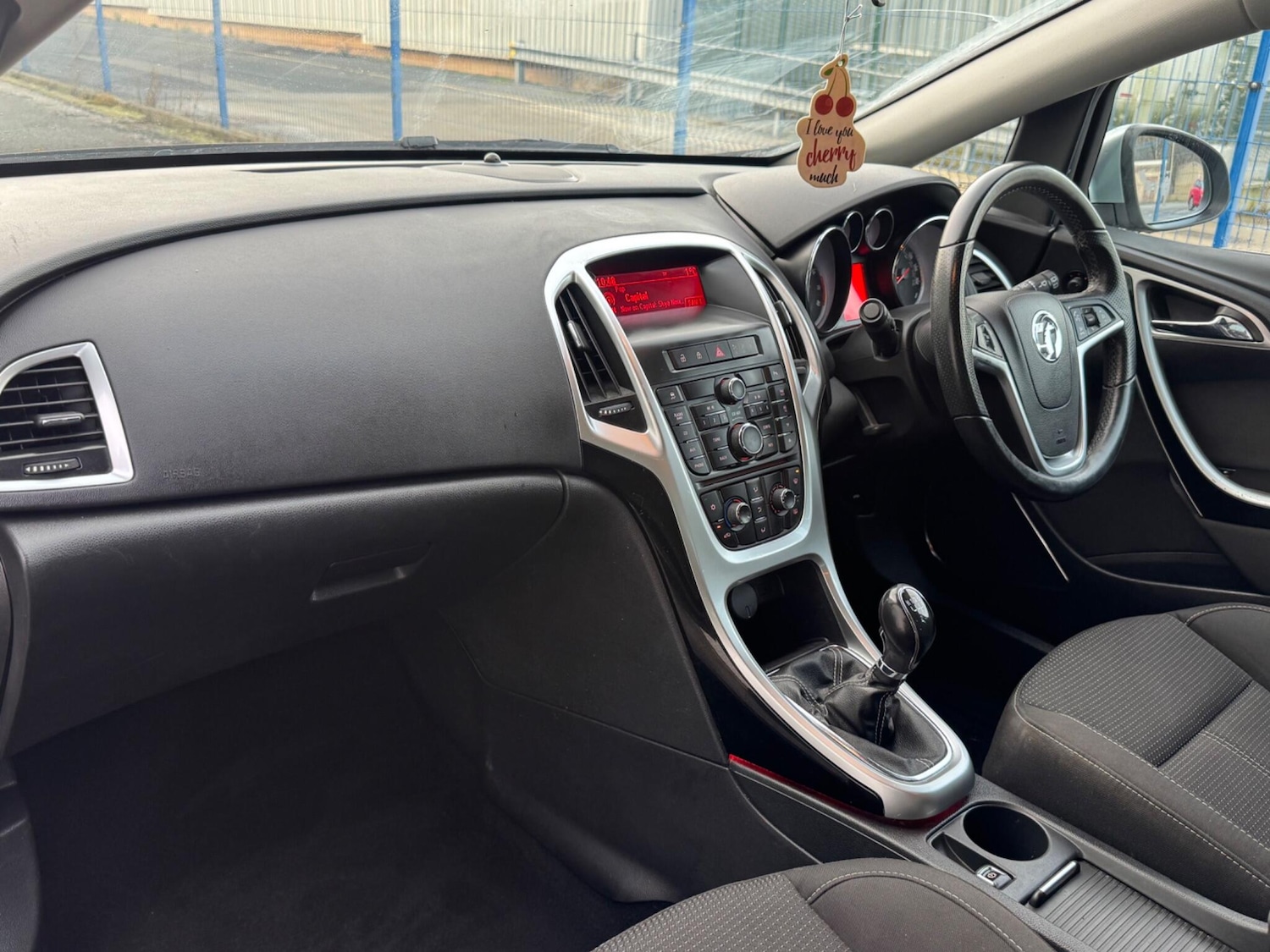 Used Vauxhall Astra 2012 for sale - 77205074: Photo 19