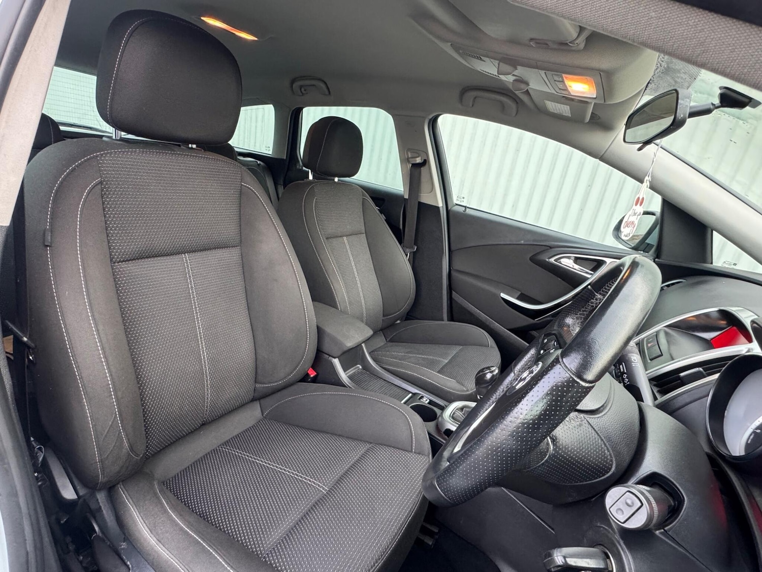 Used Vauxhall Astra 2012 for sale - 77205074: Photo 23