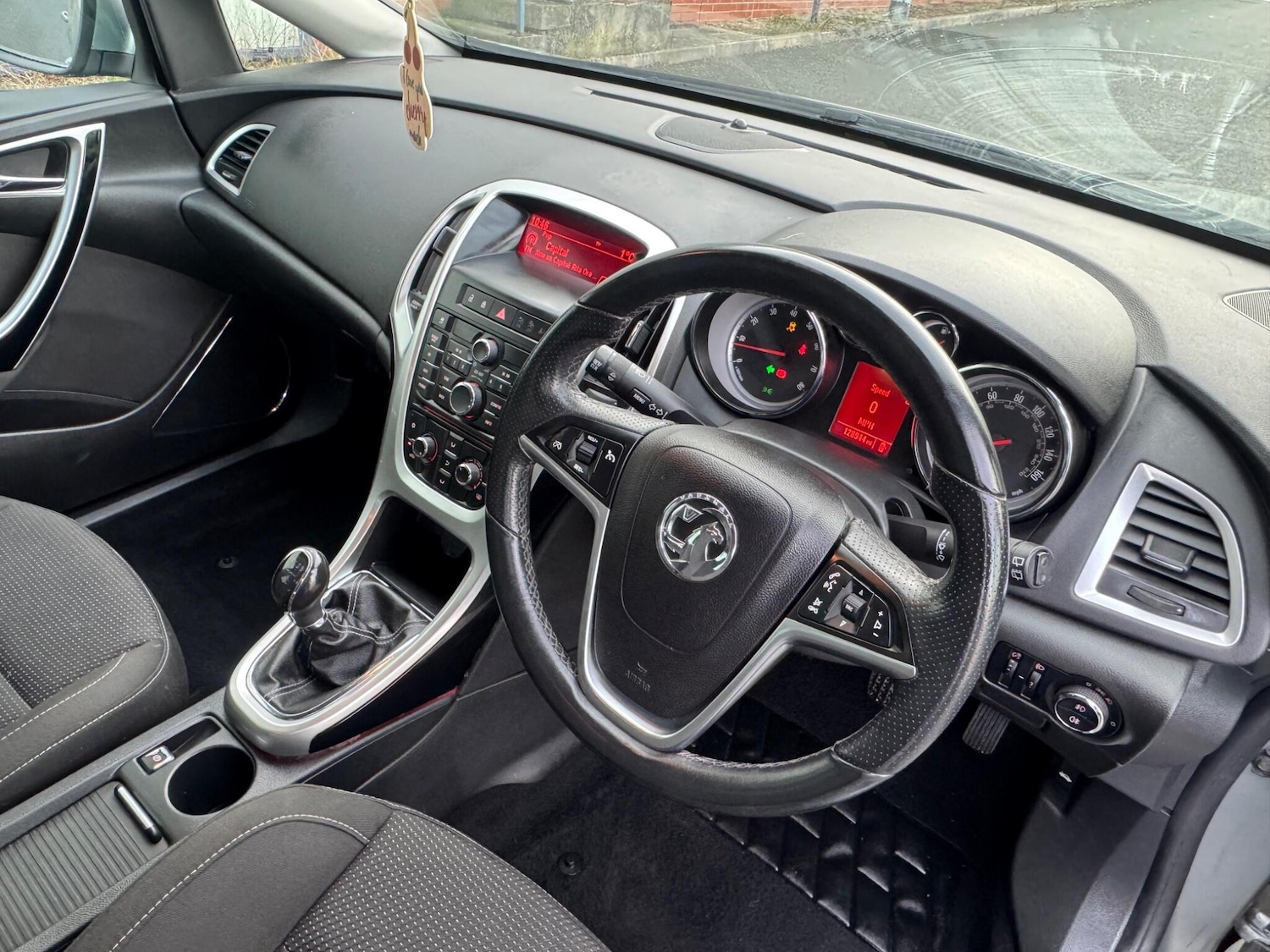 Used Vauxhall Astra 2012 for sale - 77205074: Photo 24