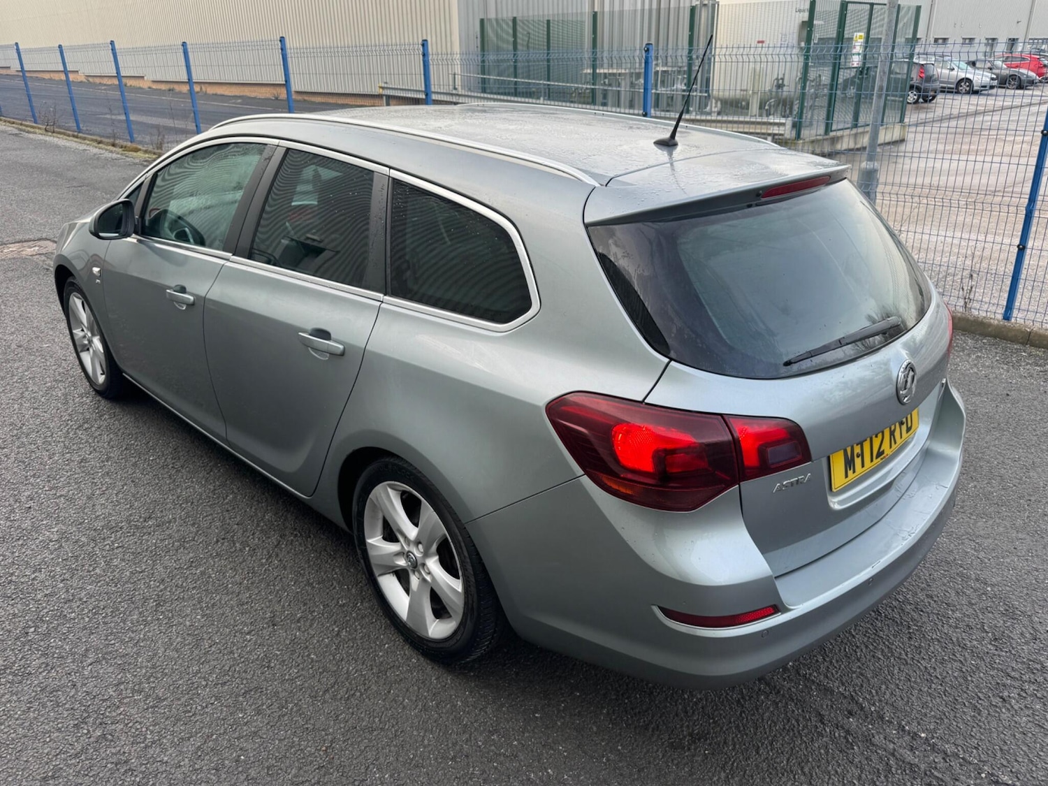 Used Vauxhall Astra 2012 for sale - 77205074: Photo 9