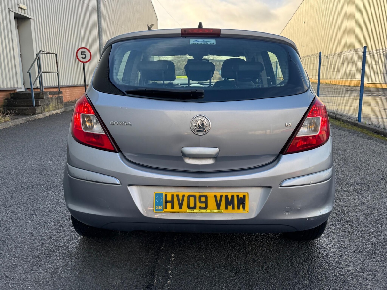Used Vauxhall Corsa 2009 for sale - 77215329: Photo 10