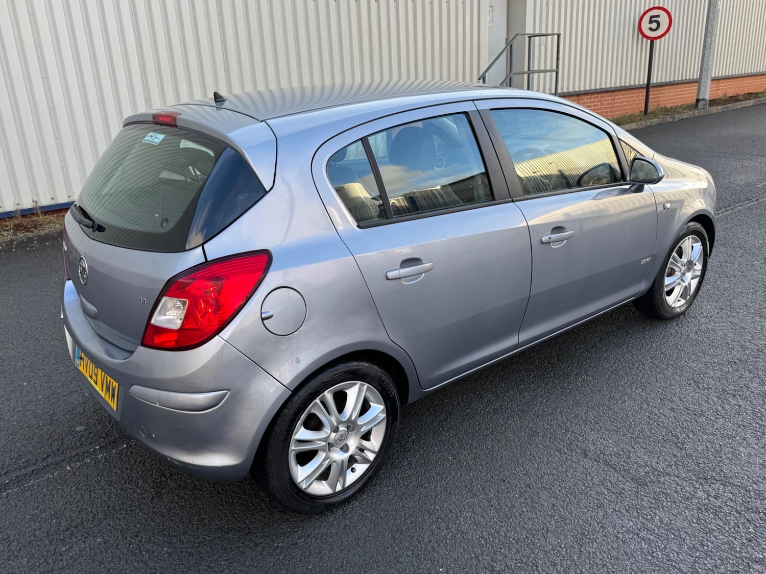 Used Vauxhall Corsa 2009 for sale - 77215329: Photo 11