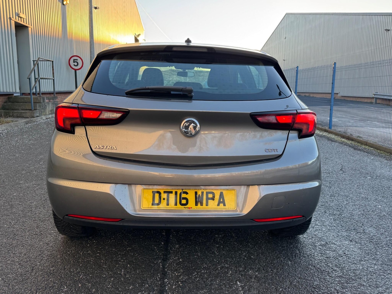 Used Vauxhall Astra 2016 for sale - 77314819: Photo 9