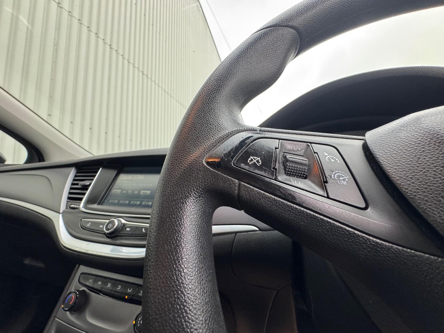 Used Vauxhall Astra 2016 for sale - 77612805: Photo 30