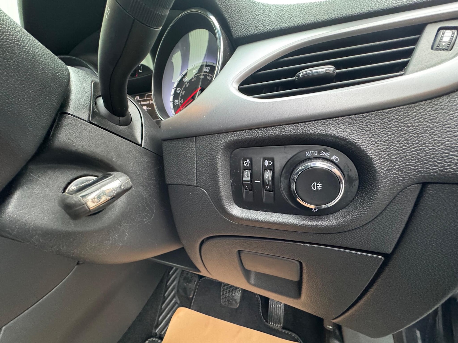 Used Vauxhall Astra 2016 for sale - 77612805: Photo 33