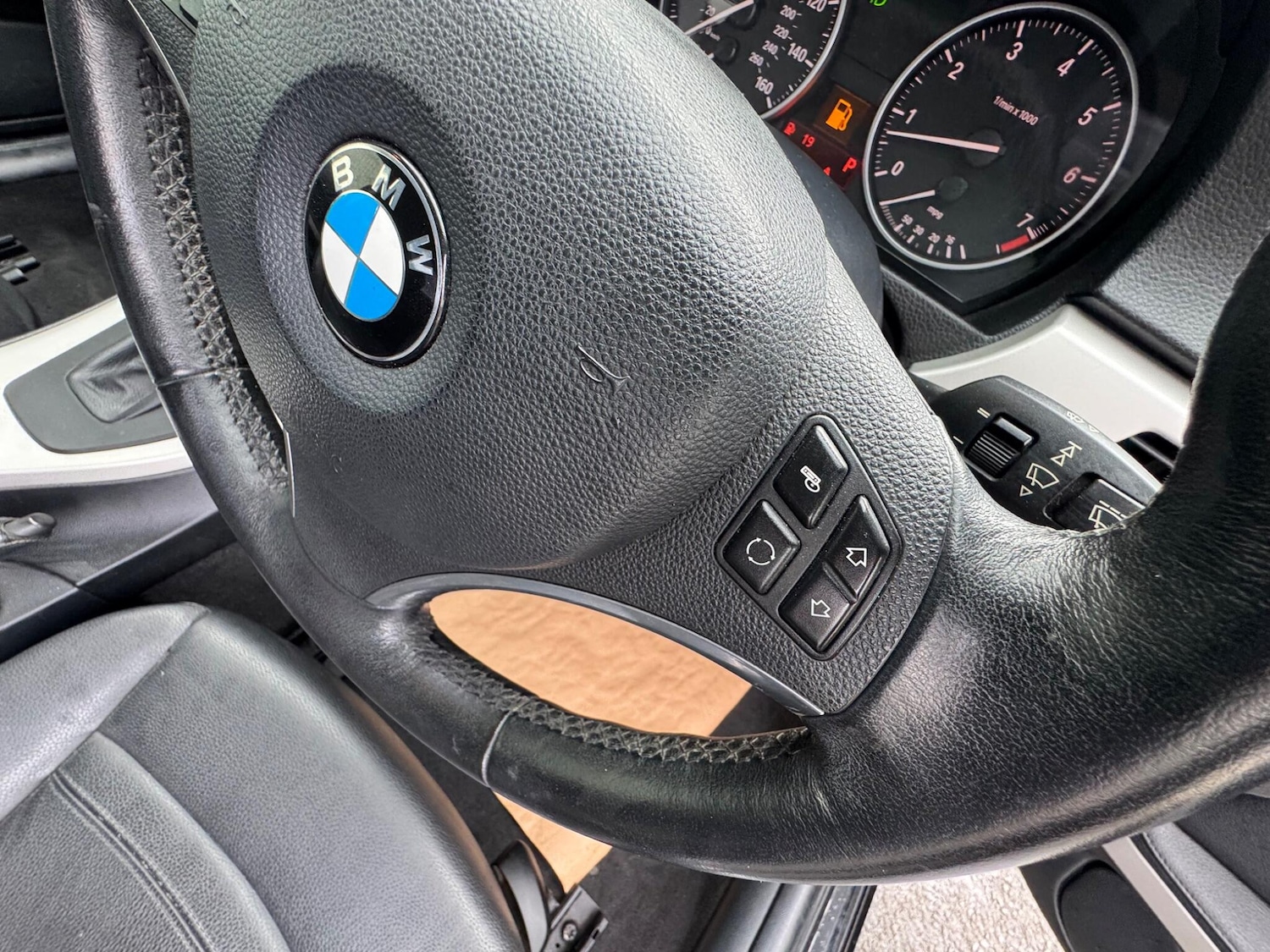 Used BMW 3 Series for sale - 78136177: Photo 31