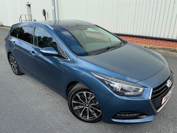Used Hyundai i40 2015 for sale - 79348834: Photo