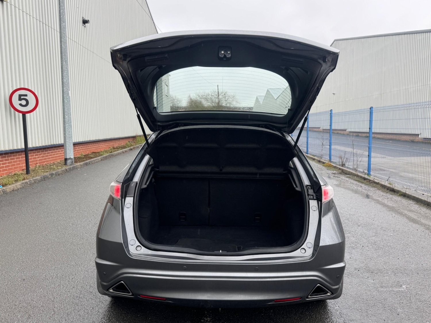 Used Honda Civic 2009 for sale - 77709910: Photo 12