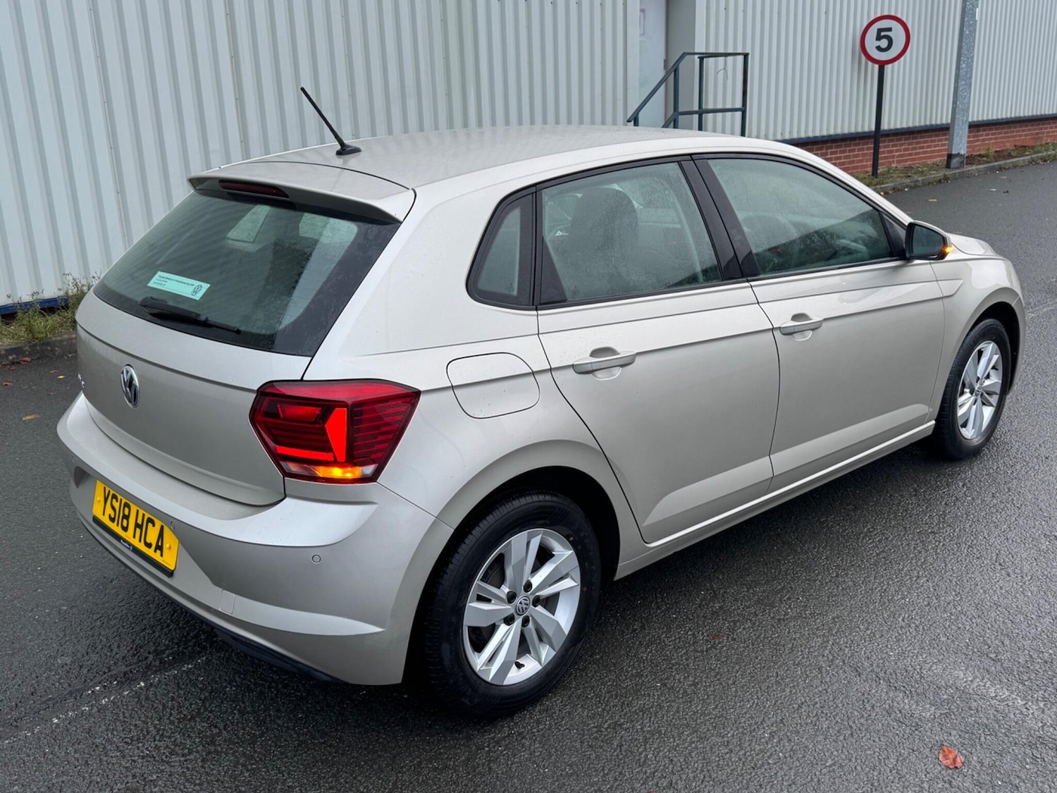 Used Volkswagen Polo 2018 for sale - 77205085: Photo 14