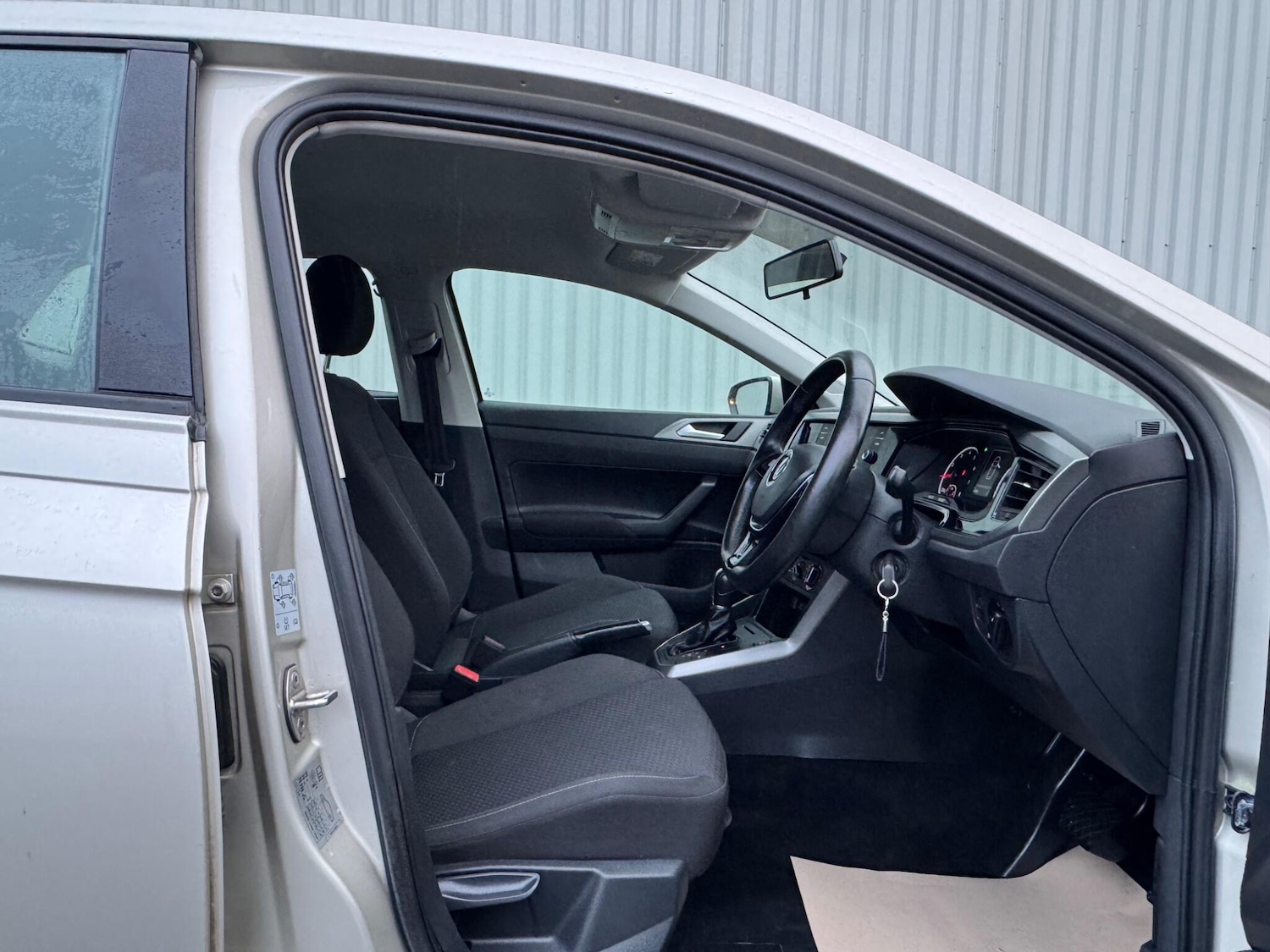 Used Volkswagen Polo 2018 for sale - 77205085: Photo 22