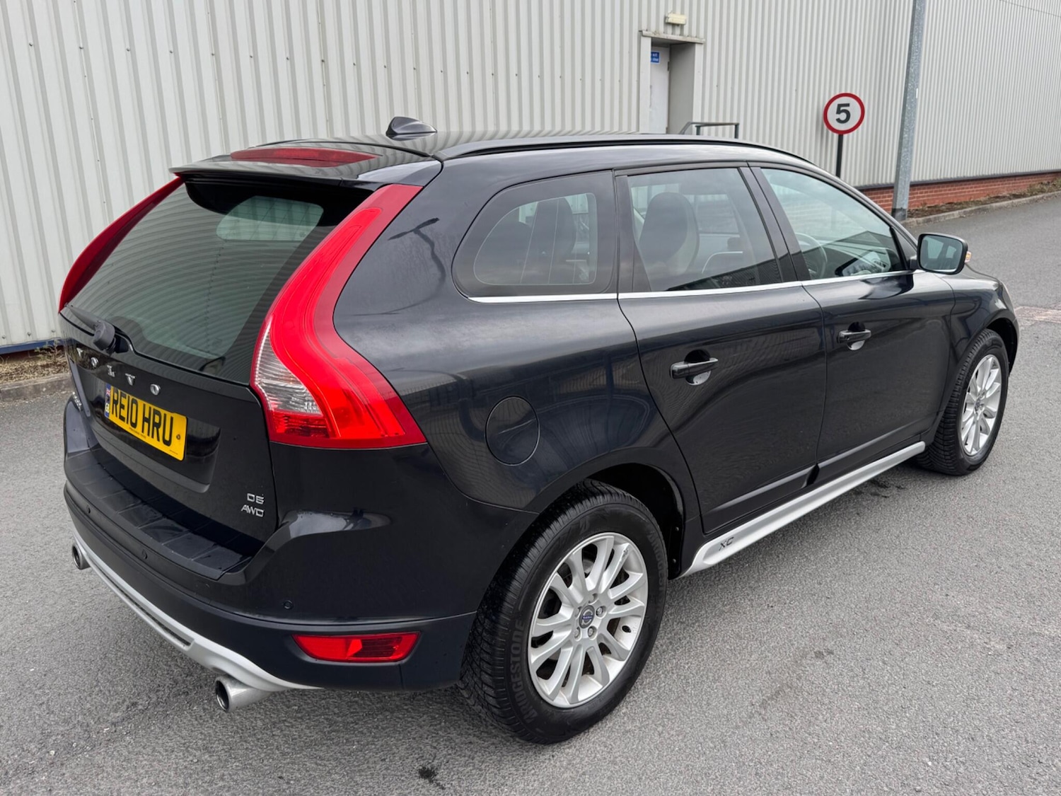 Used Volvo XC60 2010 for sale - 78170508: Photo 13