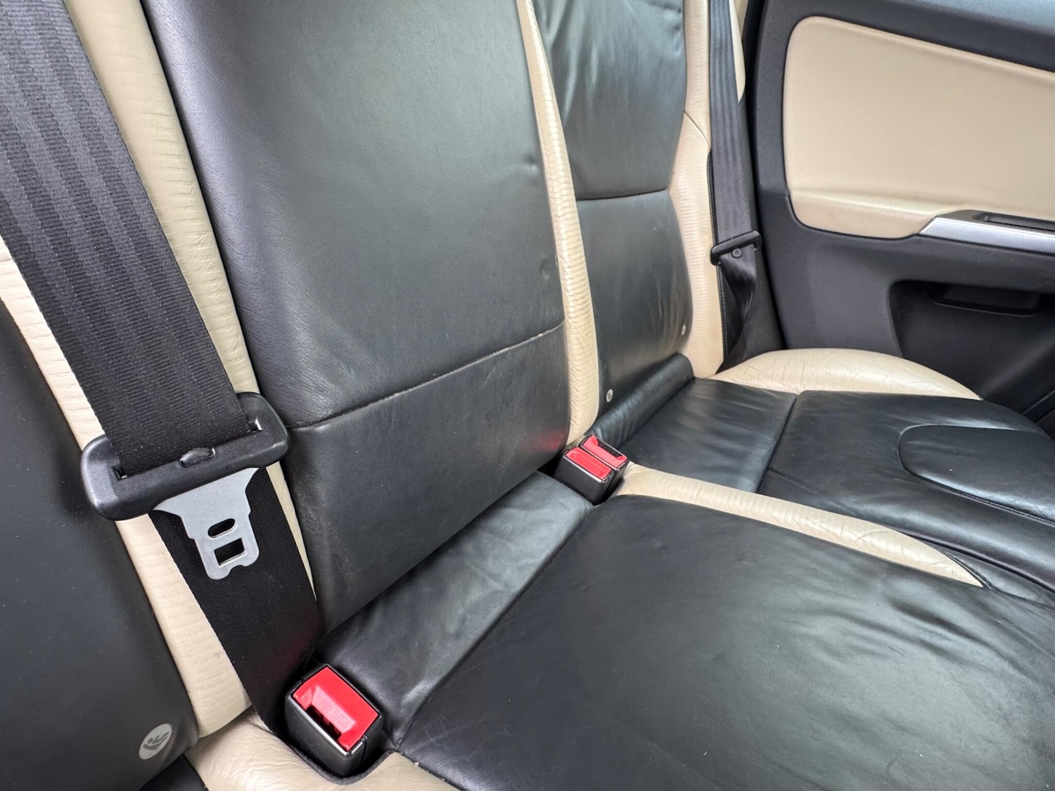 Used Volvo XC60 2010 for sale - 78170508: Photo 29