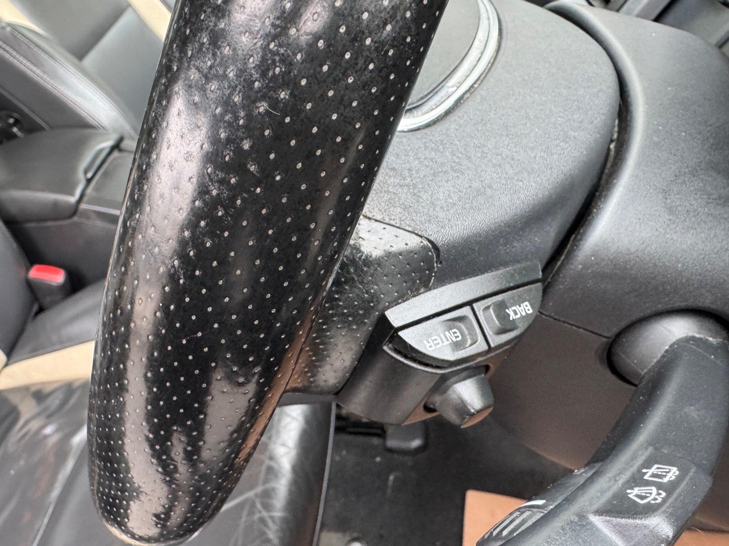 Used Volvo XC60 2010 for sale - 78170508: Photo 39