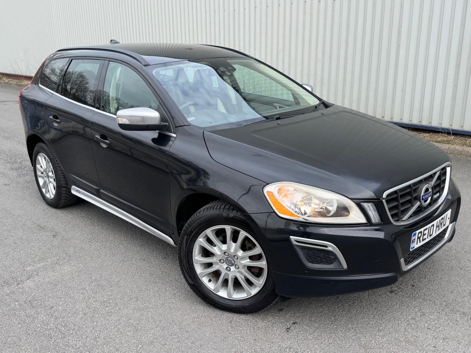 Used Volvo XC60 2010 for sale - 78170508: Photo 41