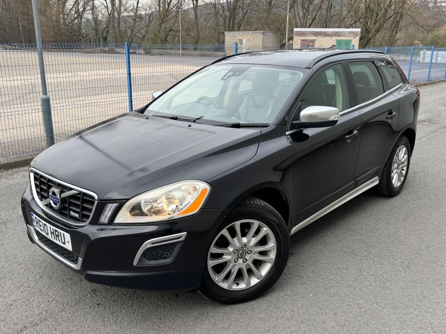 Used Volvo XC60 2010 for sale - 78170508: Photo 45