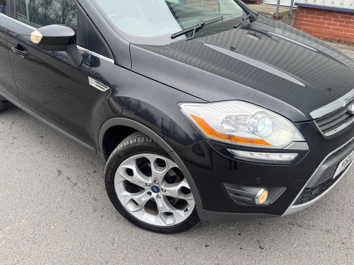 Used Ford Kuga 2012 for sale - 77793728: Photo 2