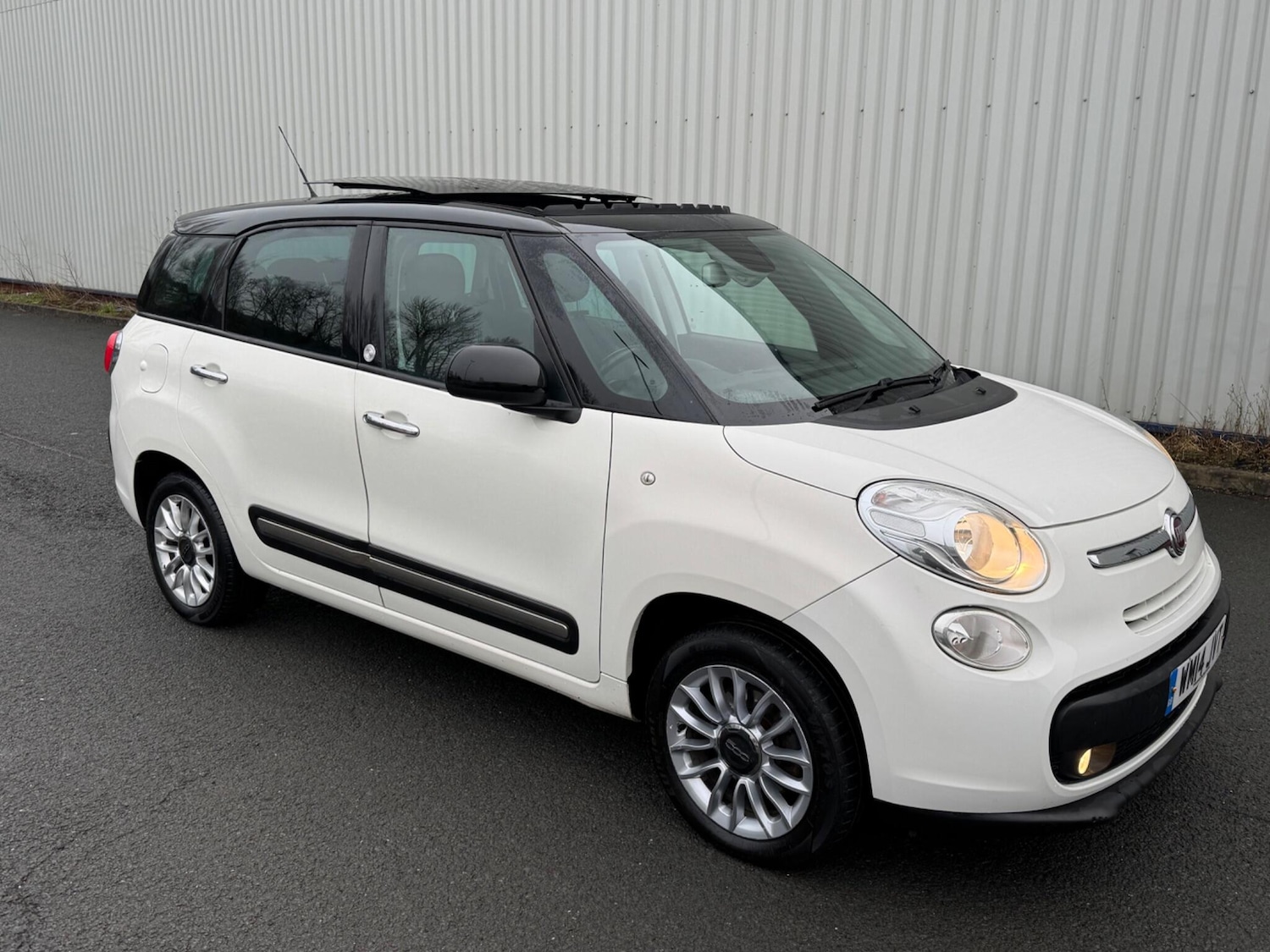Used Fiat 500L 2014 for sale - 77320851: Photo 13