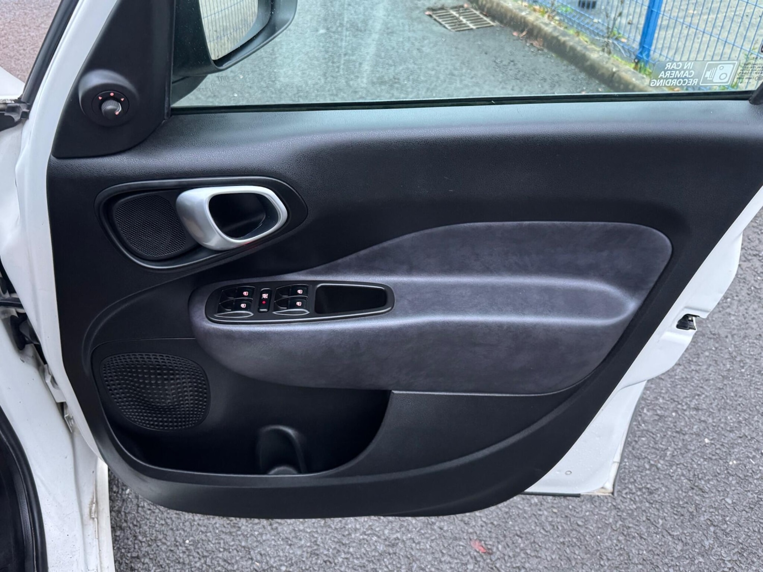 Used Fiat 500L 2014 for sale - 77320851: Photo 16