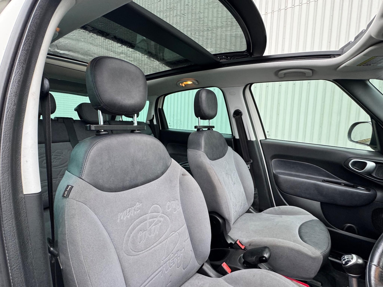 Used Fiat 500L 2014 for sale - 77320851: Photo 23