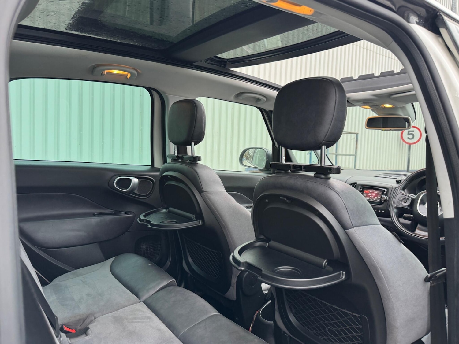 Used Fiat 500L 2014 for sale - 77320851: Photo 28