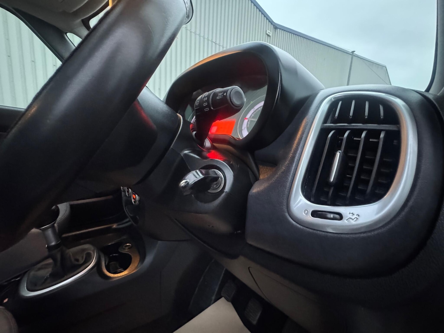 Used Fiat 500L 2014 for sale - 77320851: Photo 38