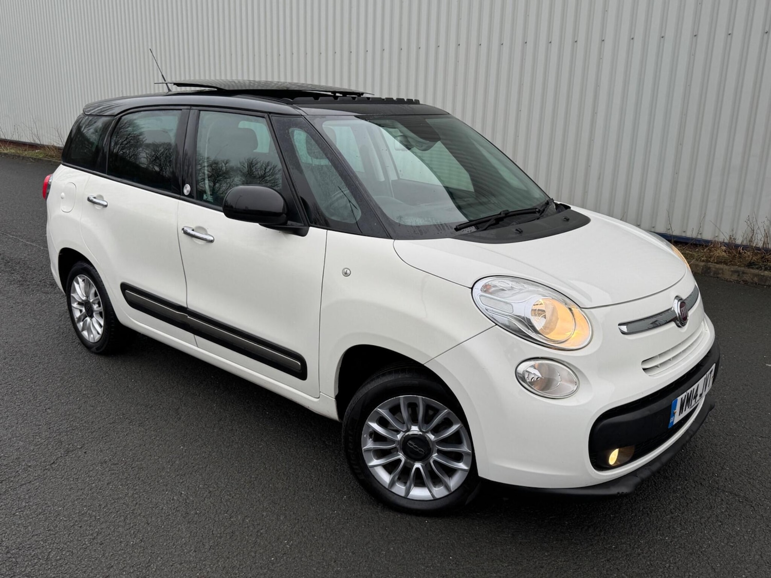Used Fiat 500L 2014 for sale - 77320851: Photo 42